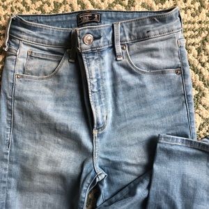 Abercrombie High Rise Super Skinny Jeans